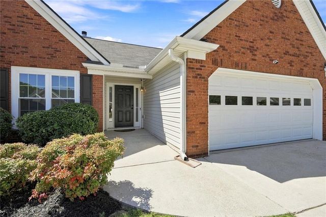 2762 Hillvale Cove Way, Lithonia, GA 30058