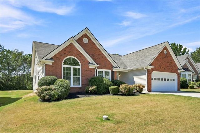 2762 Hillvale Cove Way, Lithonia, GA 30058