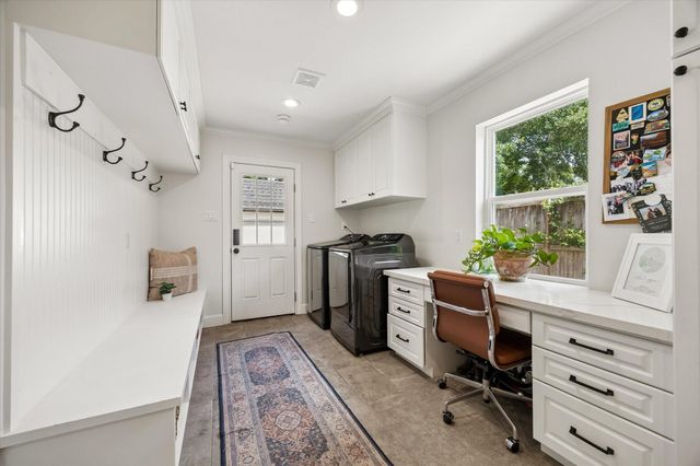 215 Greenpark Drive, Houston, TX 77079
