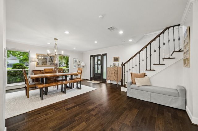 215 Greenpark Drive, Houston, TX 77079
