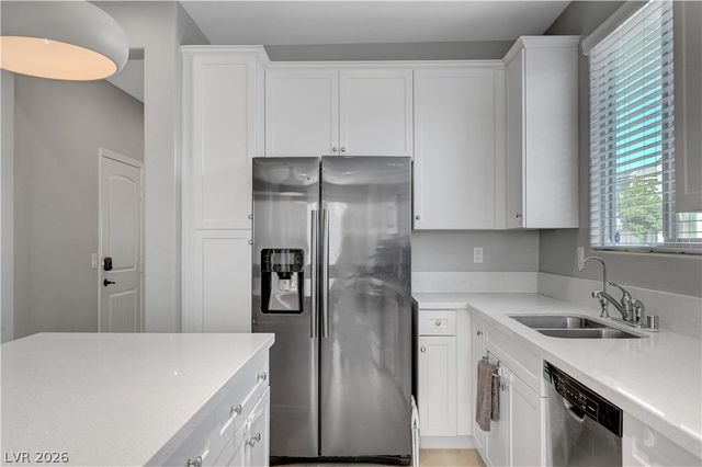 5822 West Amber Mesa Street, Las Vegas, NV 89148