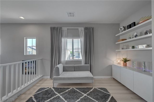 5822 West Amber Mesa Street, Las Vegas, NV 89148