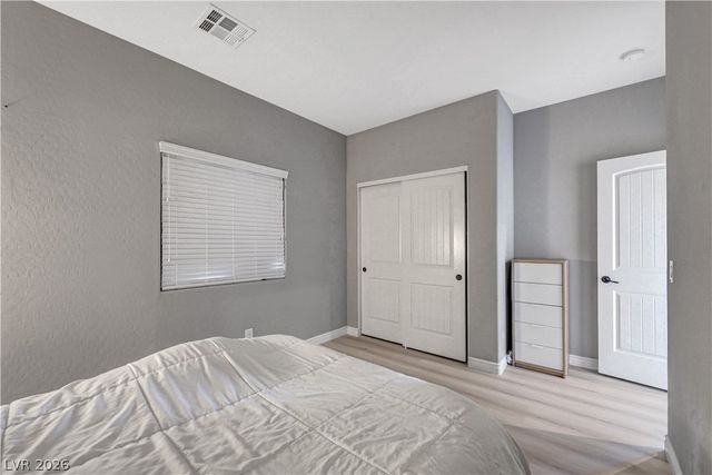 5822 West Amber Mesa Street, Las Vegas, NV 89148