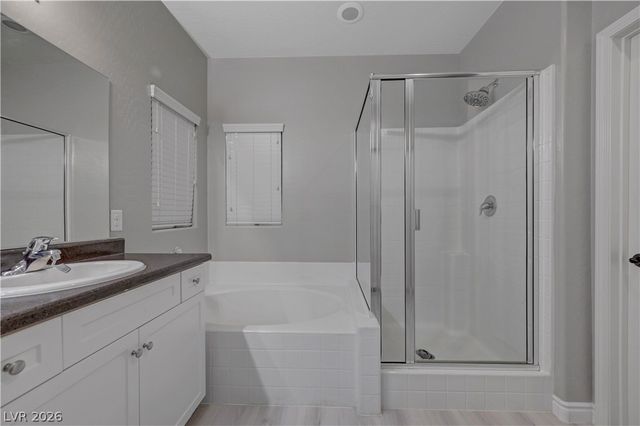 5822 West Amber Mesa Street, Las Vegas, NV 89148