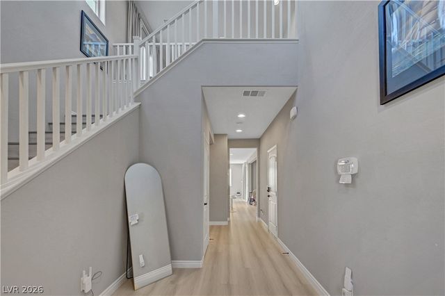 5822 West Amber Mesa Street, Las Vegas, NV 89148