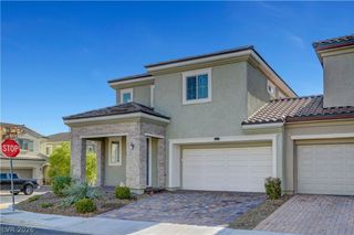 5822 West Amber Mesa Street, Las Vegas, NV 89148