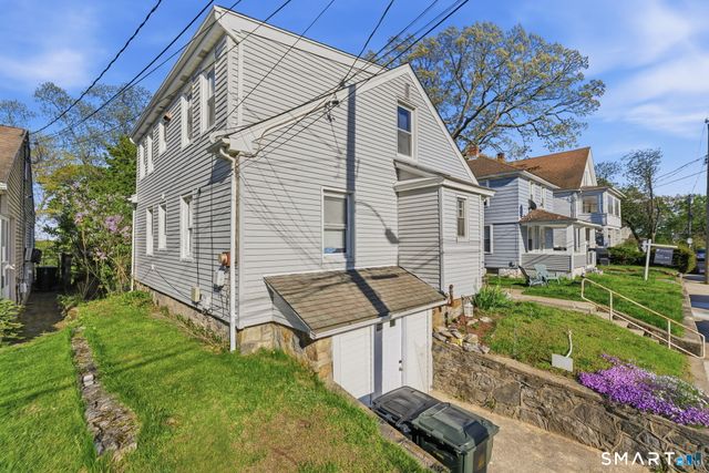 59 Raymond Street, New London, CT 06320