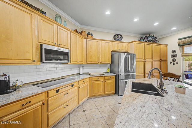 2813 W SOUSA Drive, Anthem, AZ 85086