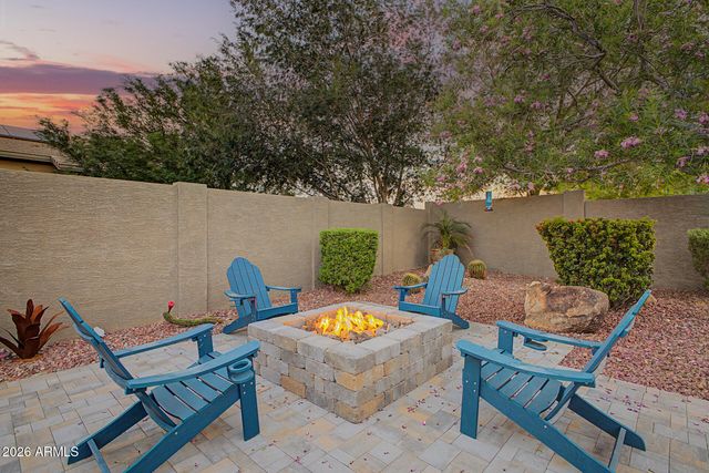 2813 W SOUSA Drive, Anthem, AZ 85086