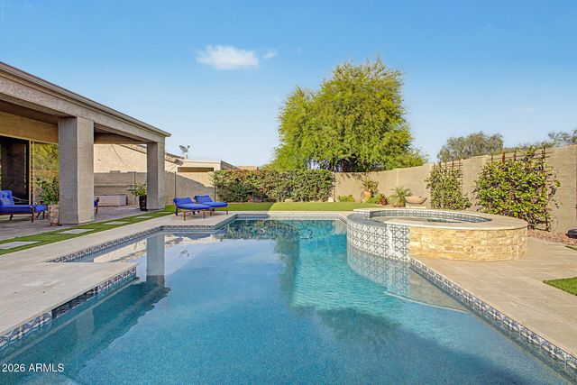 2813 W SOUSA Drive, Anthem, AZ 85086