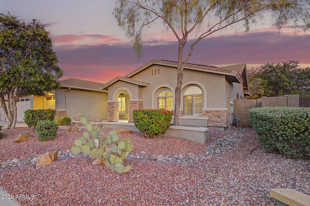 2813 W SOUSA Drive, Anthem, AZ 85086 — photo 2