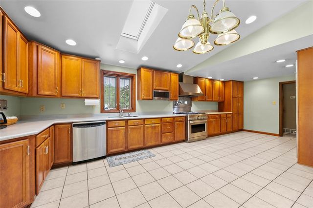 4948 Ashbaugh Rd, Murrysville, PA 15668