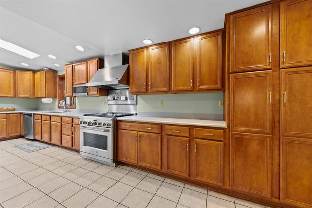 4948 Ashbaugh Rd, Murrysville, PA 15668