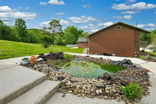 4948 Ashbaugh Rd, Murrysville, PA 15668
