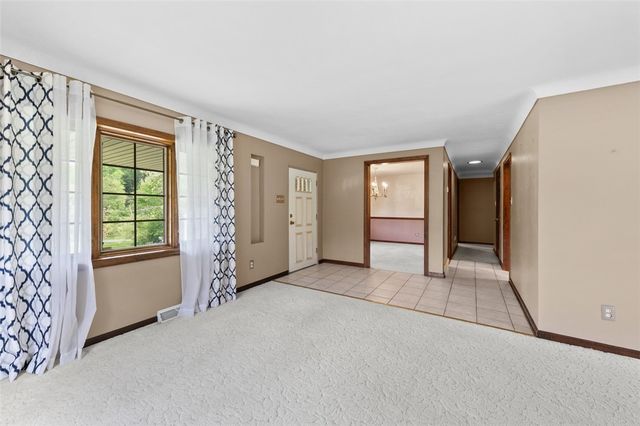 4948 Ashbaugh Rd, Murrysville, PA 15668