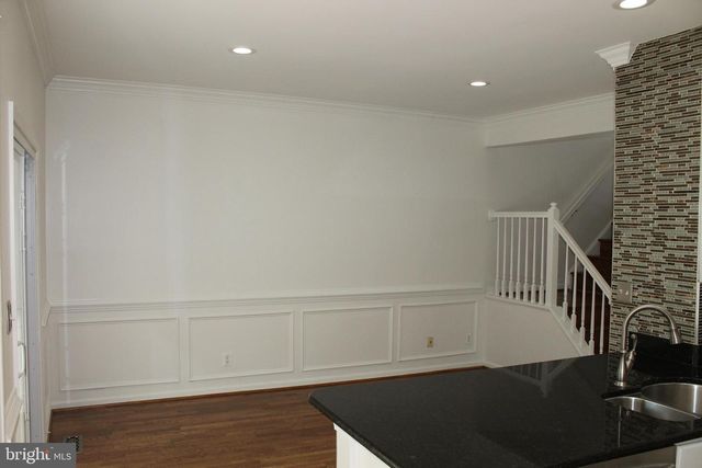 2927 MAINSTONE DR, Fairfax, VA 22031