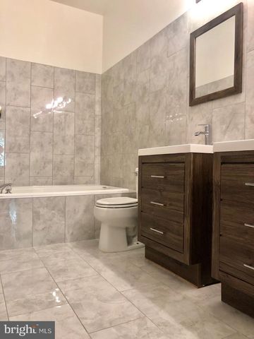 2927 MAINSTONE DR, Fairfax, VA 22031