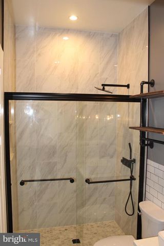 2927 MAINSTONE DR, Fairfax, VA 22031