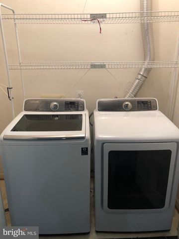 2927 MAINSTONE DR, Fairfax, VA 22031