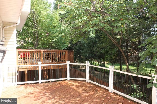 2927 MAINSTONE DR, Fairfax, VA 22031