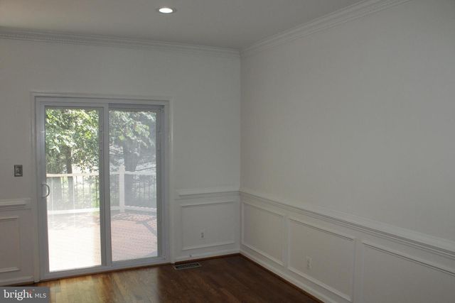 2927 MAINSTONE DR, Fairfax, VA 22031