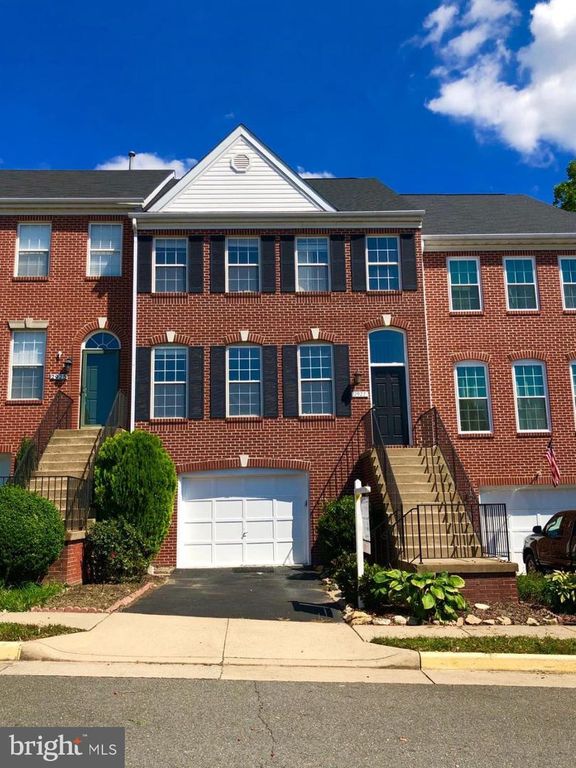 2927 MAINSTONE DR, Fairfax, VA 22031