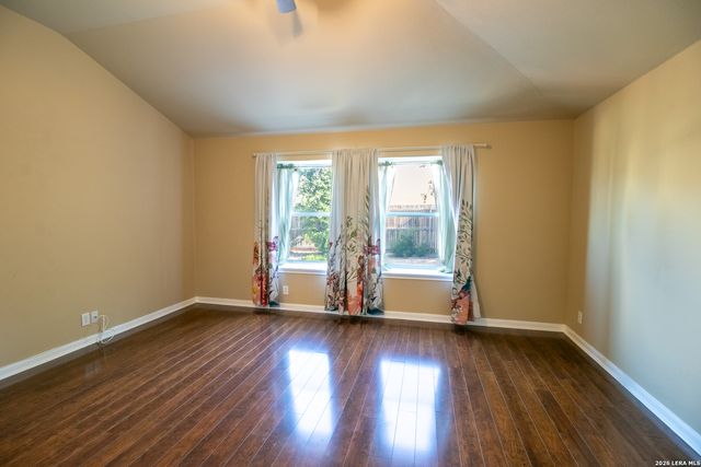 1210 Mineral Hls, San Antonio, TX 78260