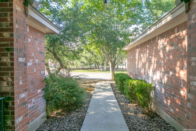 1210 Mineral Hls, San Antonio, TX 78260