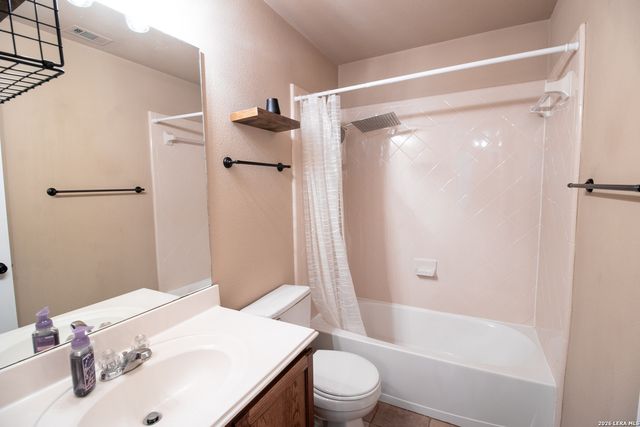 1210 Mineral Hls, San Antonio, TX 78260