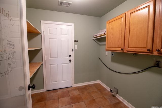1210 Mineral Hls, San Antonio, TX 78260