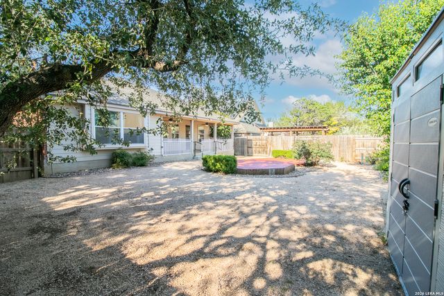 1210 Mineral Hls, San Antonio, TX 78260