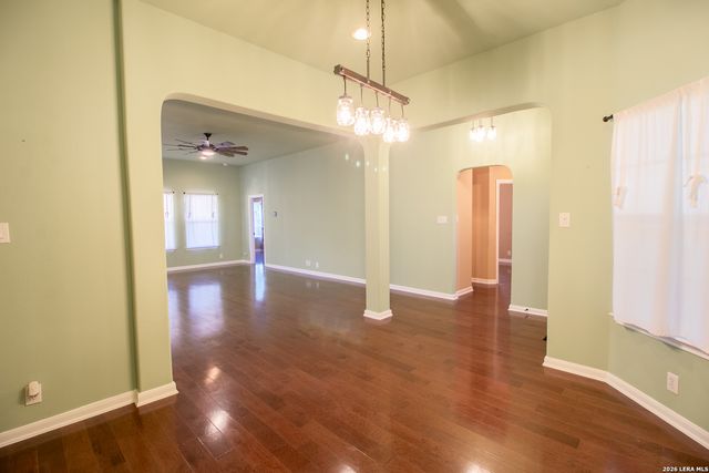 1210 Mineral Hls, San Antonio, TX 78260