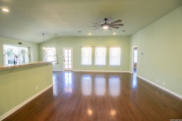 1210 Mineral Hls, San Antonio, TX 78260