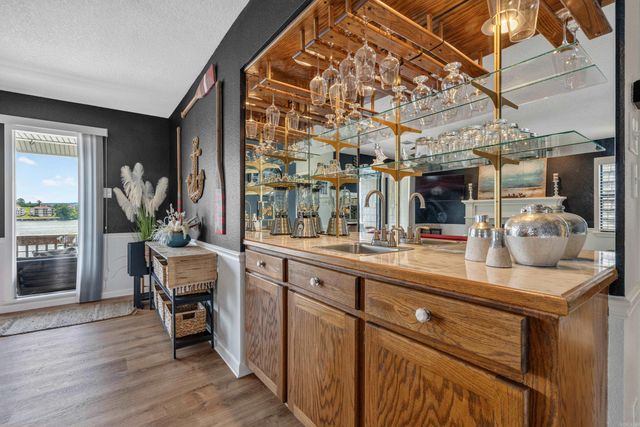 250 Grand Isle Dr Apt 1A, Hot Springs, AR 71913