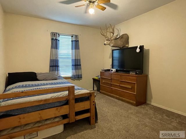 22 N 100 W, Blackfoot, ID 83221