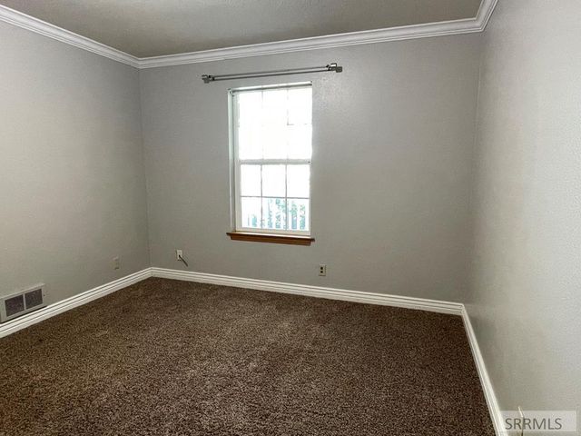 22 N 100 W, Blackfoot, ID 83221