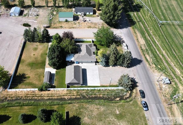 22 N 100 W, Blackfoot, ID 83221