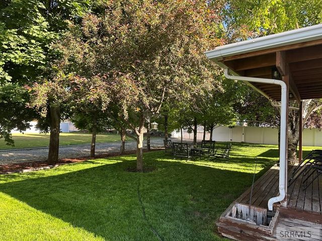 22 N 100 W, Blackfoot, ID 83221