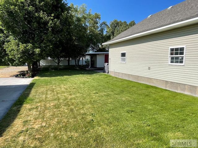 22 N 100 W, Blackfoot, ID 83221