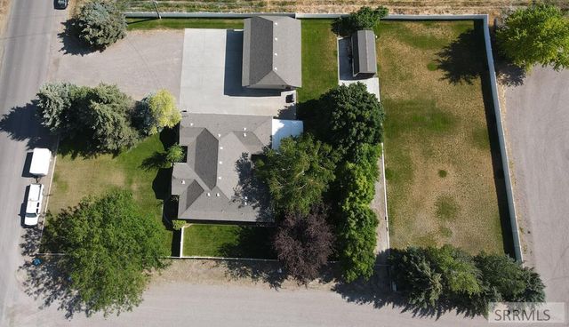 22 N 100 W, Blackfoot, ID 83221