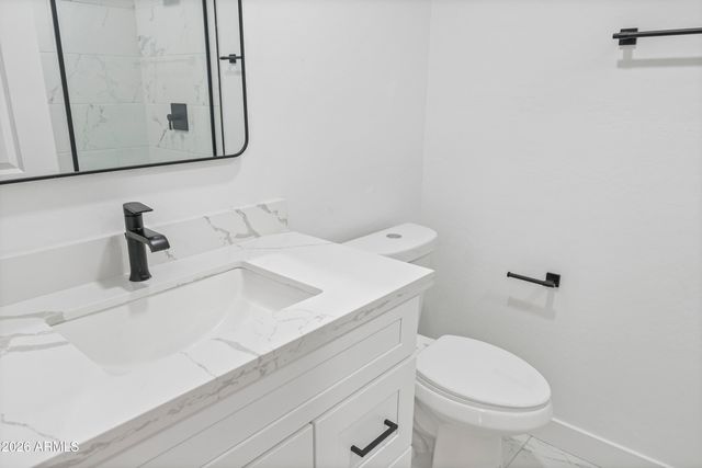 9845 N 15TH Avenue, Phoenix, AZ 85021