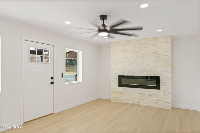 9845 N 15TH Avenue, Phoenix, AZ 85021