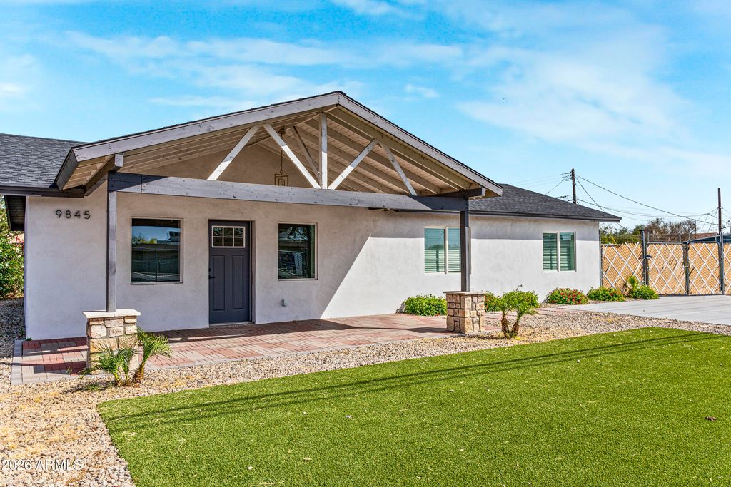 9845 N 15TH Avenue, Phoenix, AZ 85021