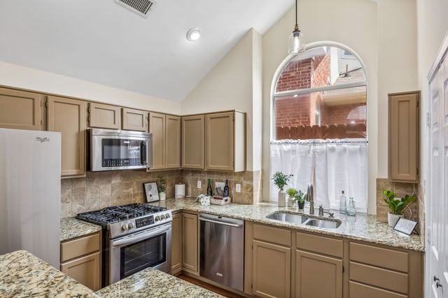 1710 Dartbrook Drive, Rowlett, TX 75089