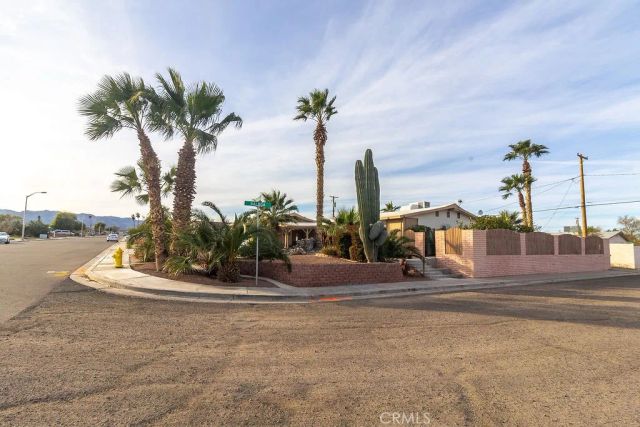 1900 Desoto, Needles, CA 92363