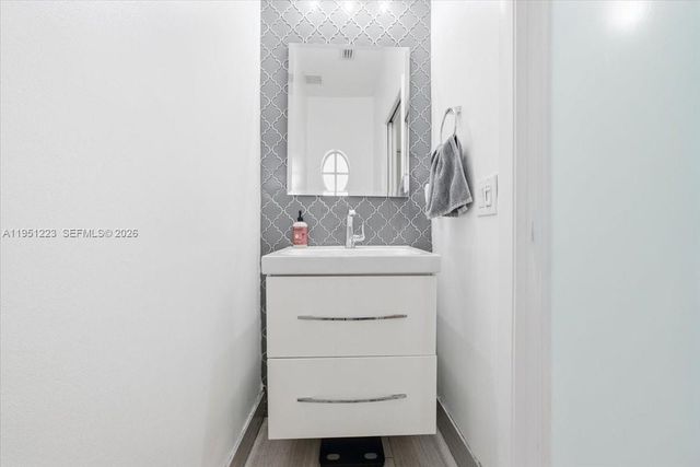 17303 NW 6th Ct, Pembroke Pines, FL 33029