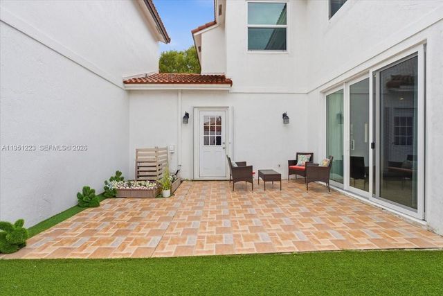 17303 NW 6th Ct, Pembroke Pines, FL 33029