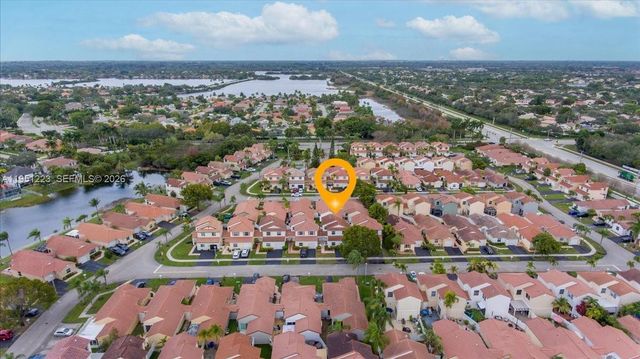 17303 NW 6th Ct, Pembroke Pines, FL 33029