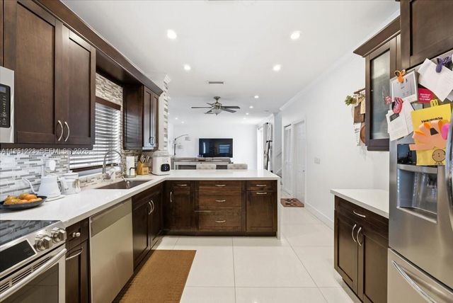 17303 NW 6th Ct, Pembroke Pines, FL 33029