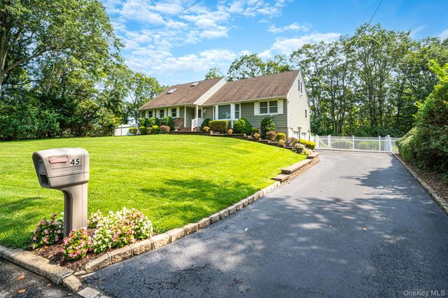 45 Hillcrest Avenue, Port Jefferson, NY 11777